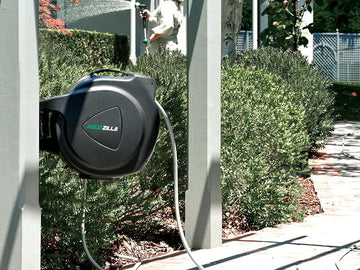 The AQUAZILLA 10 Golden Rules for Garden Thriving (Watering Without Wasting by AQUAZILLA Garden Hose Reel)